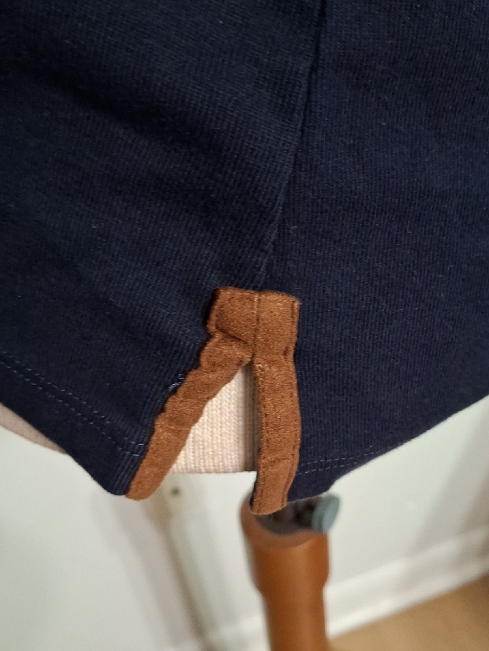 Ralph Lauren/ Navy Top with Brown Trim- W Sz Medium - Picture 4 of 6